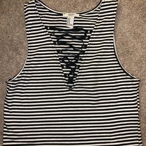 Black and White Strip Crop Top with String